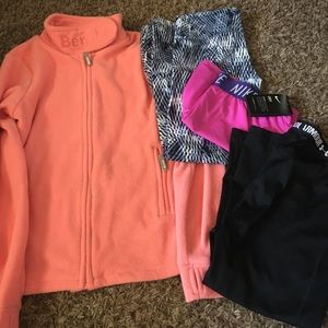 Girls lot Nike, Bench and Under Armour sz L